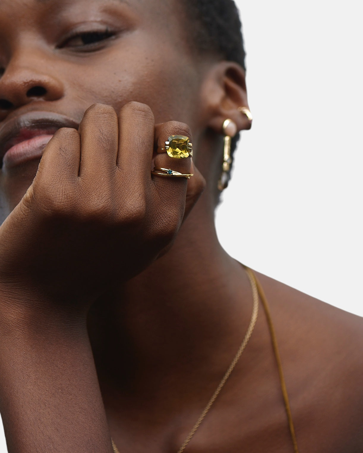 Brilliant Ring Olive Quartz Gold