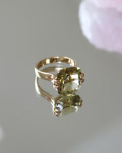 Brilliant Ring Olive Quartz Gold