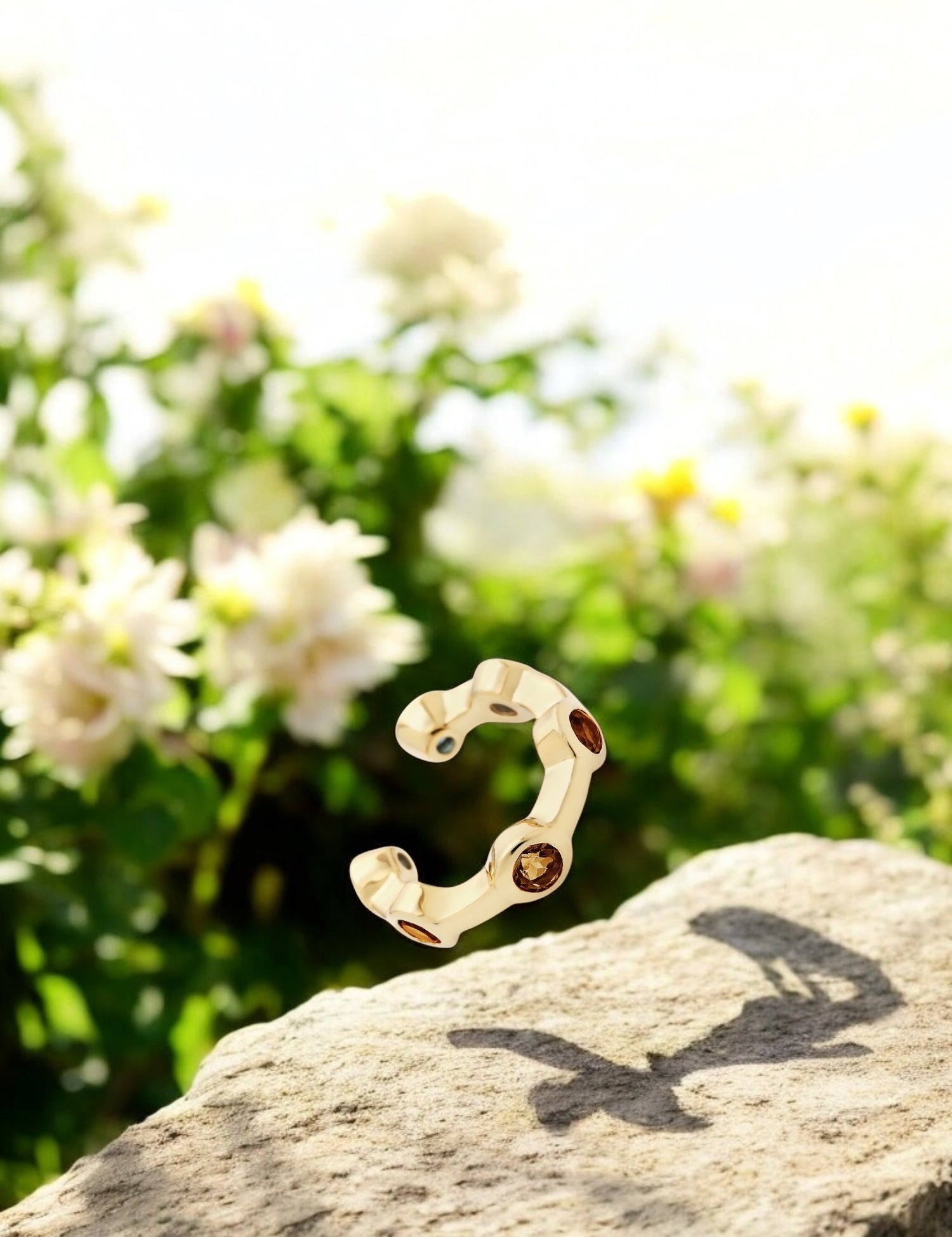 Carolin_Stone_Jewellery_Citygirl_braun_Ear_cuff_Rauchquarz_Gold_2.jpg