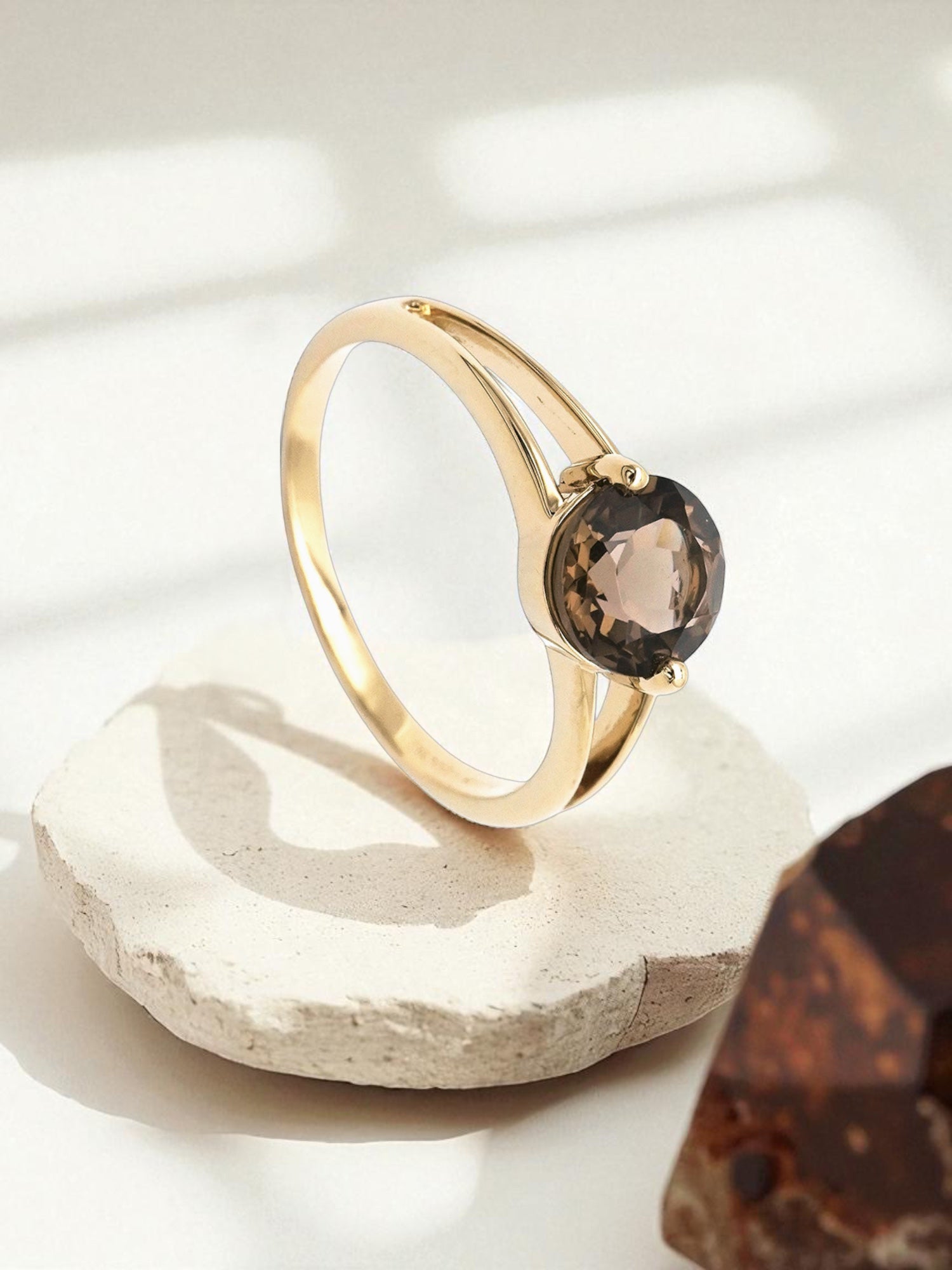 Intention Ring Smoky Quartz Gold - Stress Relief