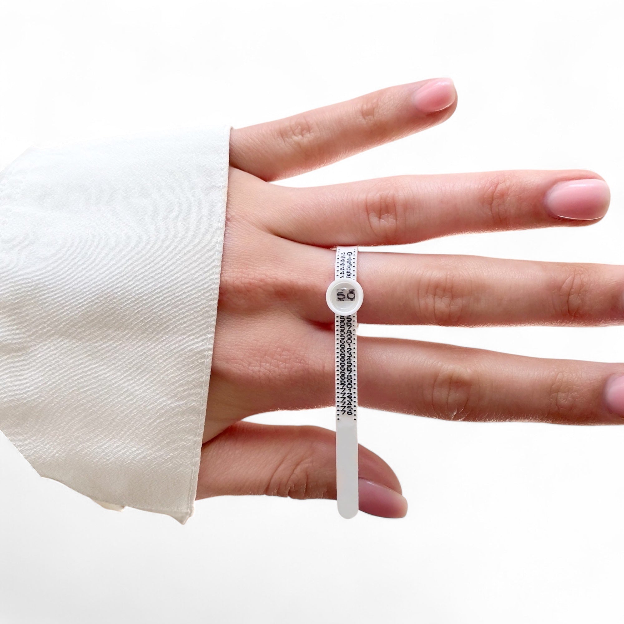 Free_Finger_Sizer_Carolin_Stone_Jewellery-Photoroom.jpg