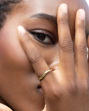 Personalisierter Hidden Inner Strength Ring Poliert