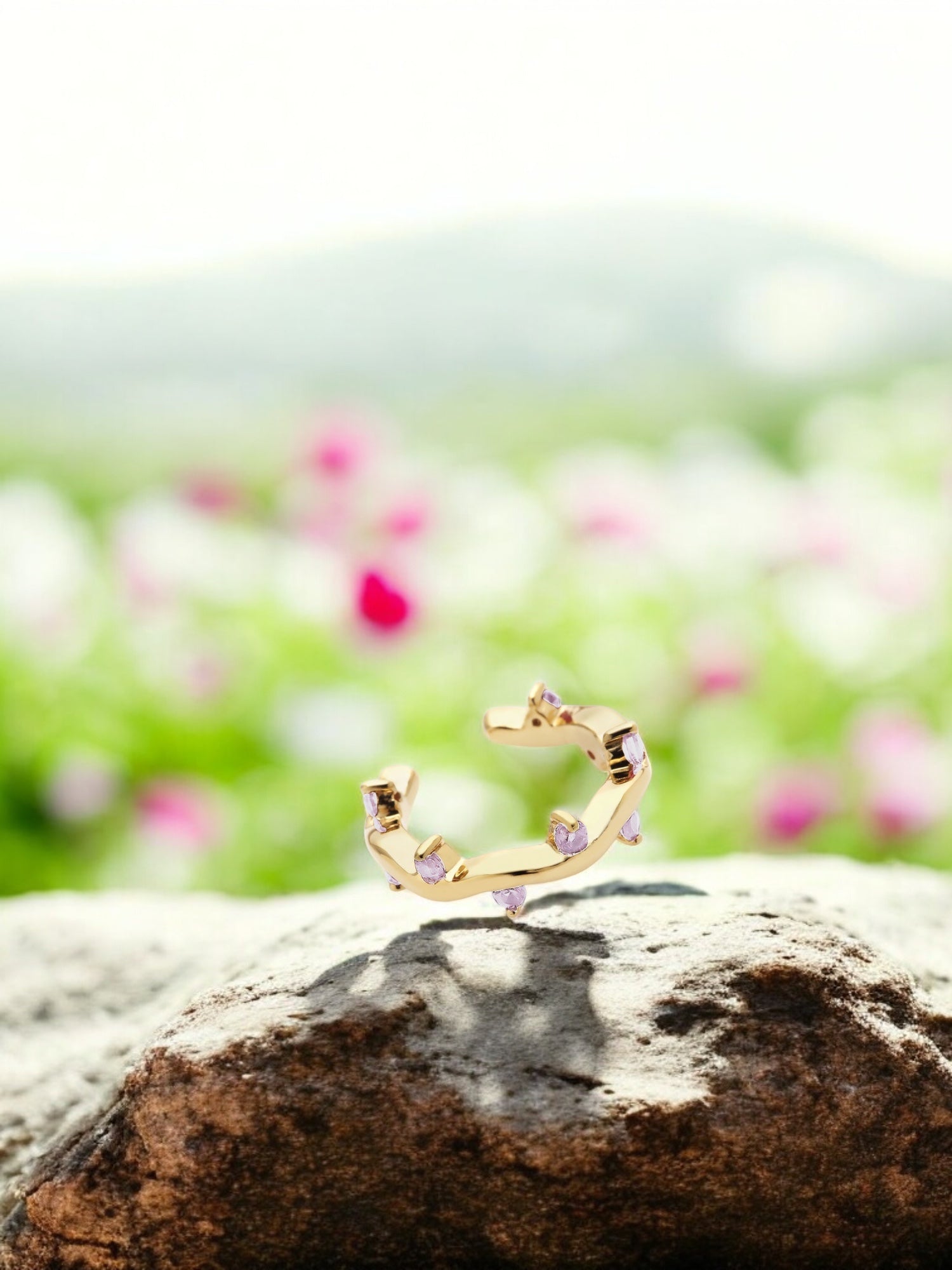 Carolin_Stone_Earcuff_Rose_Quartz_Citazone_on_marble-Photoroom.jpg
