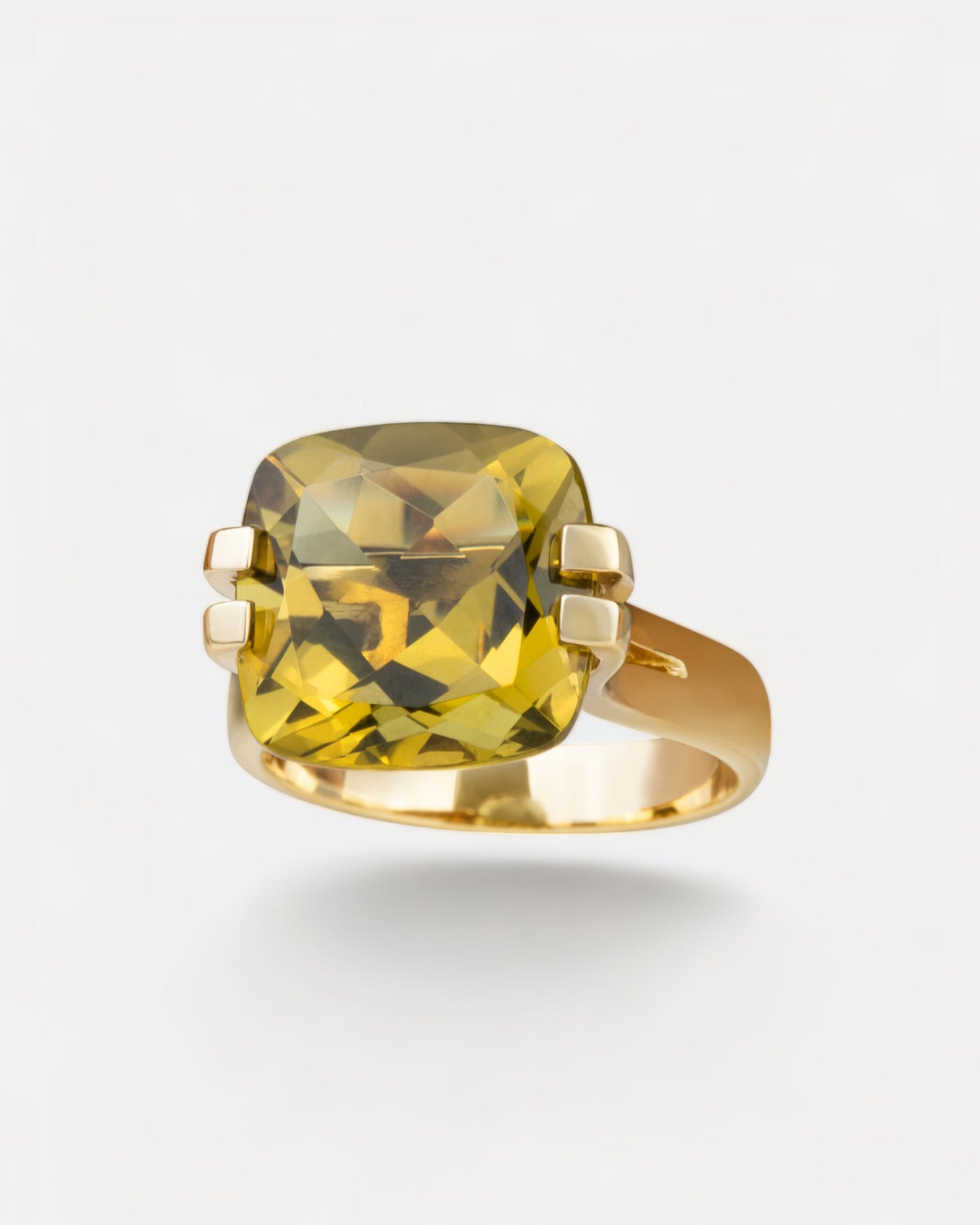 Brilliant Ring Olivenquarz Gold
