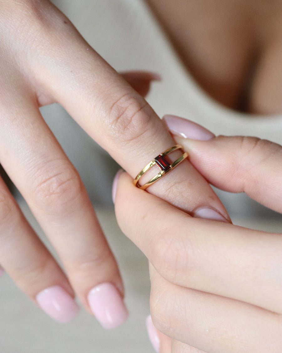 Roter Granat Edelstein Ring Gold - Imaginative Ring - Edelsteinschmuck gold