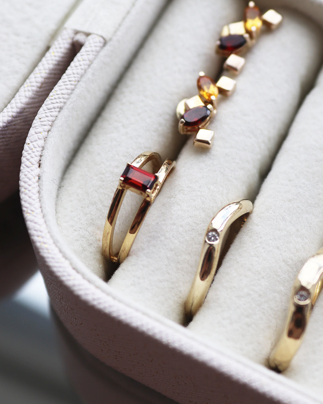 Roter Granat Edelstein Ring Gold - Imaginative Ring - Edelsteinschmuck gold