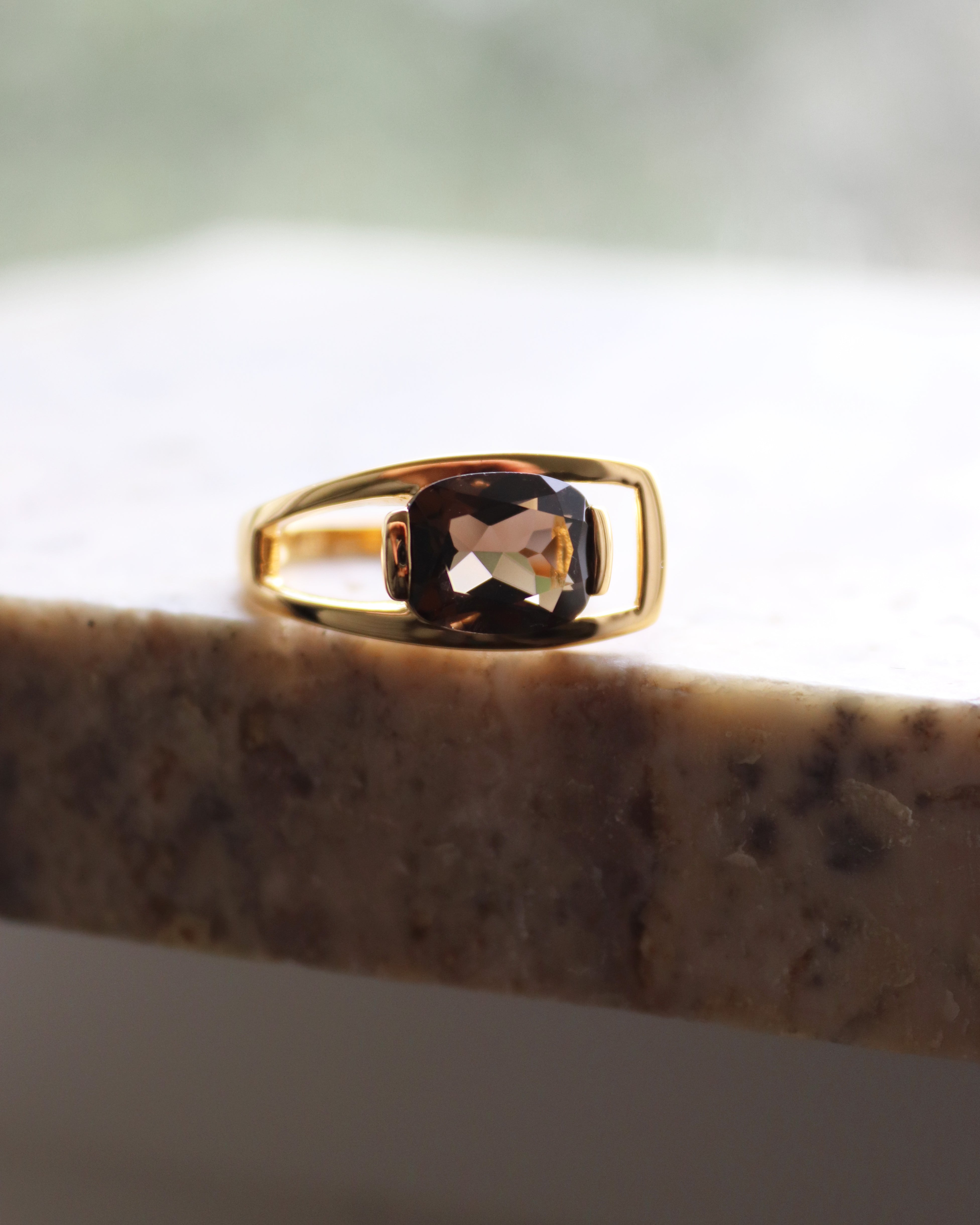 Charming Quartz Ring Smoky Quartz Gold