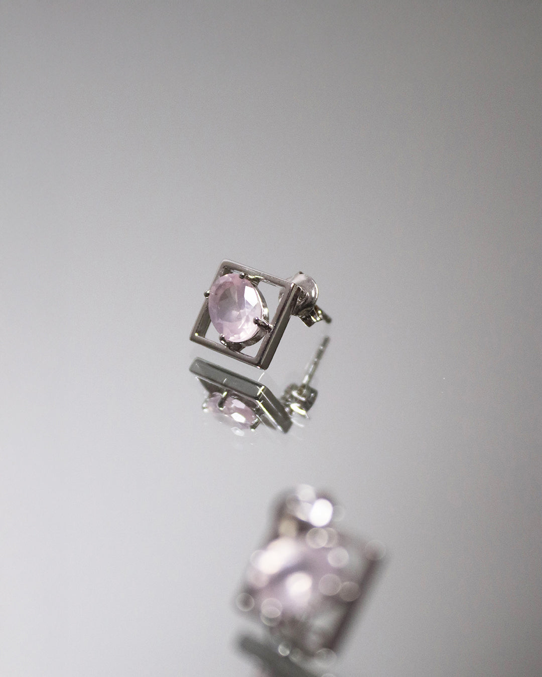 Charming stud earrings rose quartz silver