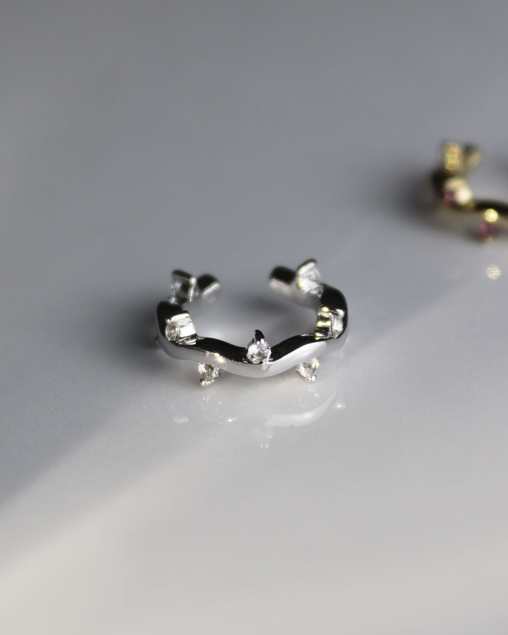 Cit'azone weiß - Ear cuff Topas Silber