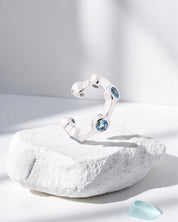 Citygirl blau - Ear cuff Topas Silber