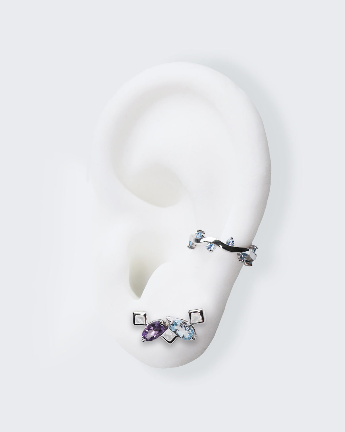 Carolin_Stone_Jewellery_Daring_Little_Stud_Ohrstecker_Amethyst_Silber_ohr.jpg