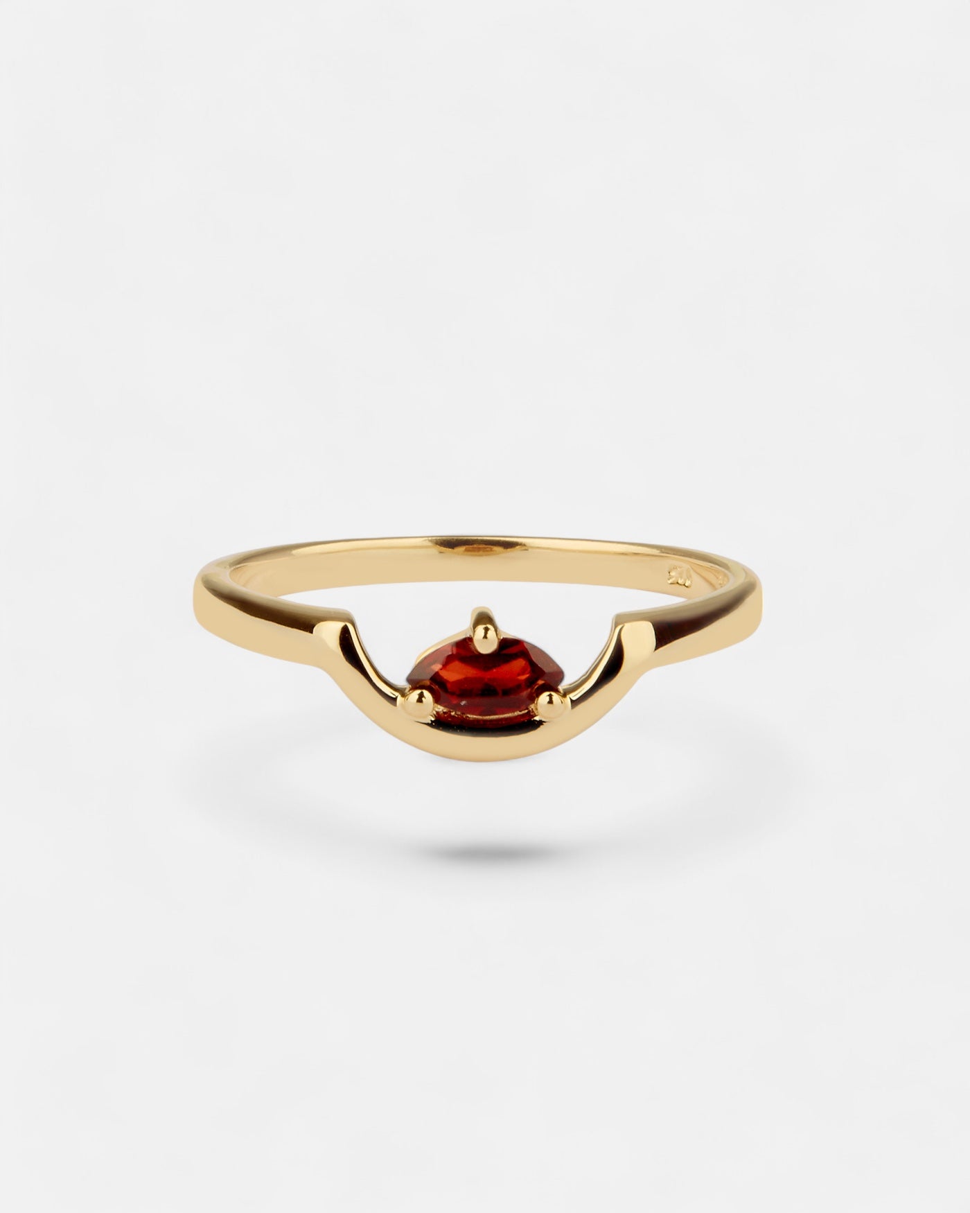 Daring Triad Ring Garnet Gold