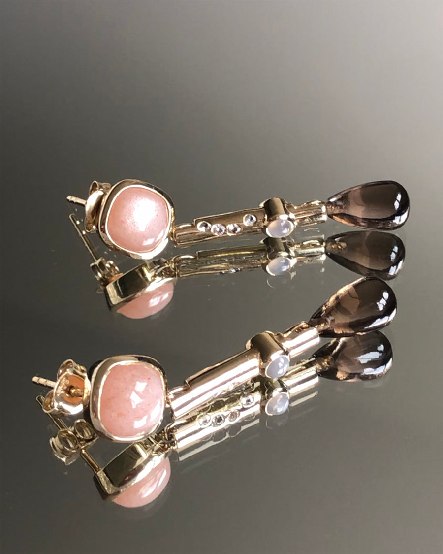 Daydreamer Earrings Moonstone Gold