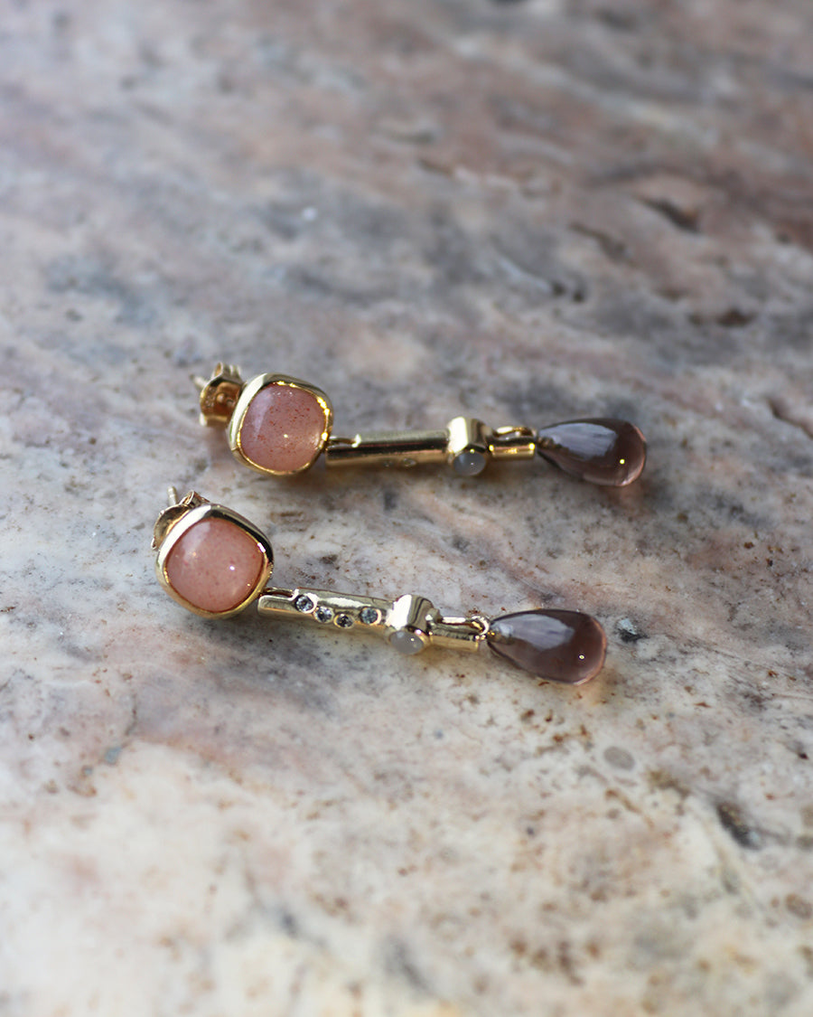 Daydreamer Earrings Moonstone Gold