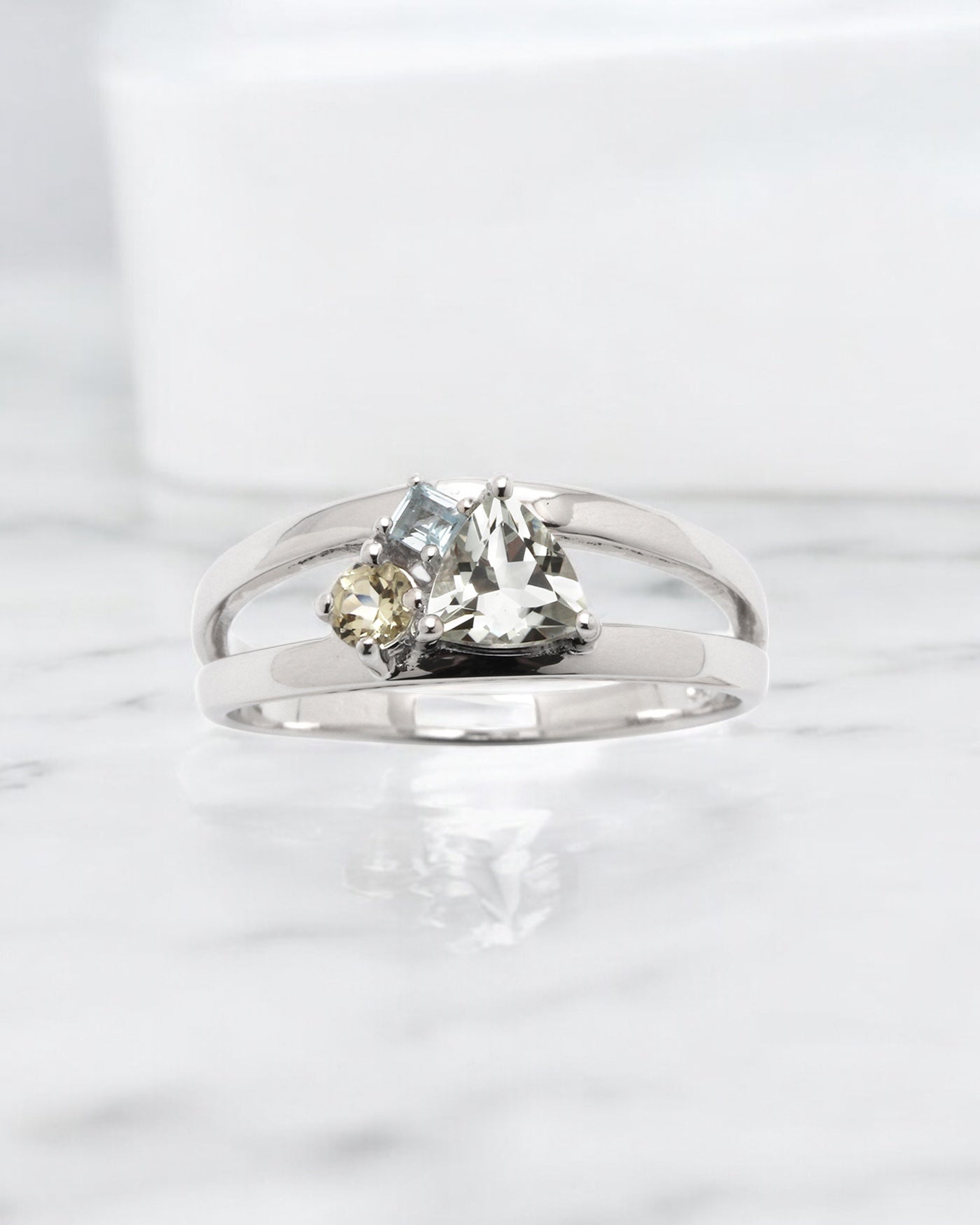 Carolin_Stone_Jewellery_Lucid_Ring_Silver_main2-Photoroom-Photoroom.jpg