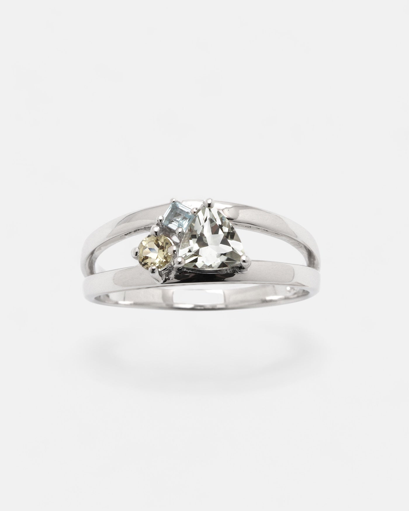 Carolin_Stone_Jewellery_Lucid_Ring_gr_ner_Amethyst_Silber_main.jpg