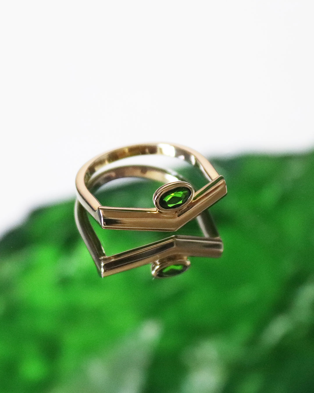 Chromdiopsid Ring Gold - Goldring Damen - Pioneering Edelstein Ring Gold