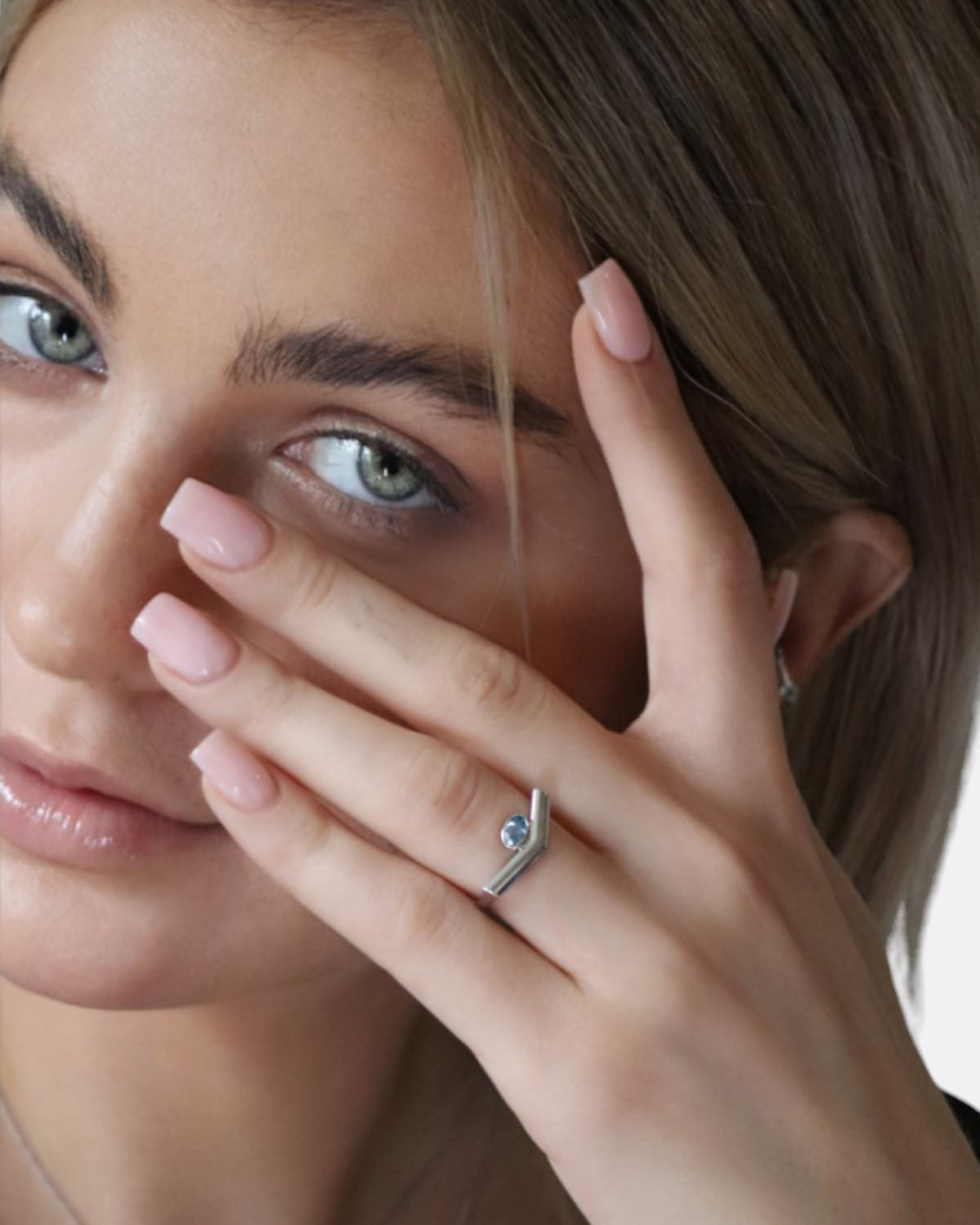 Pioneering Ring Topaz Silver