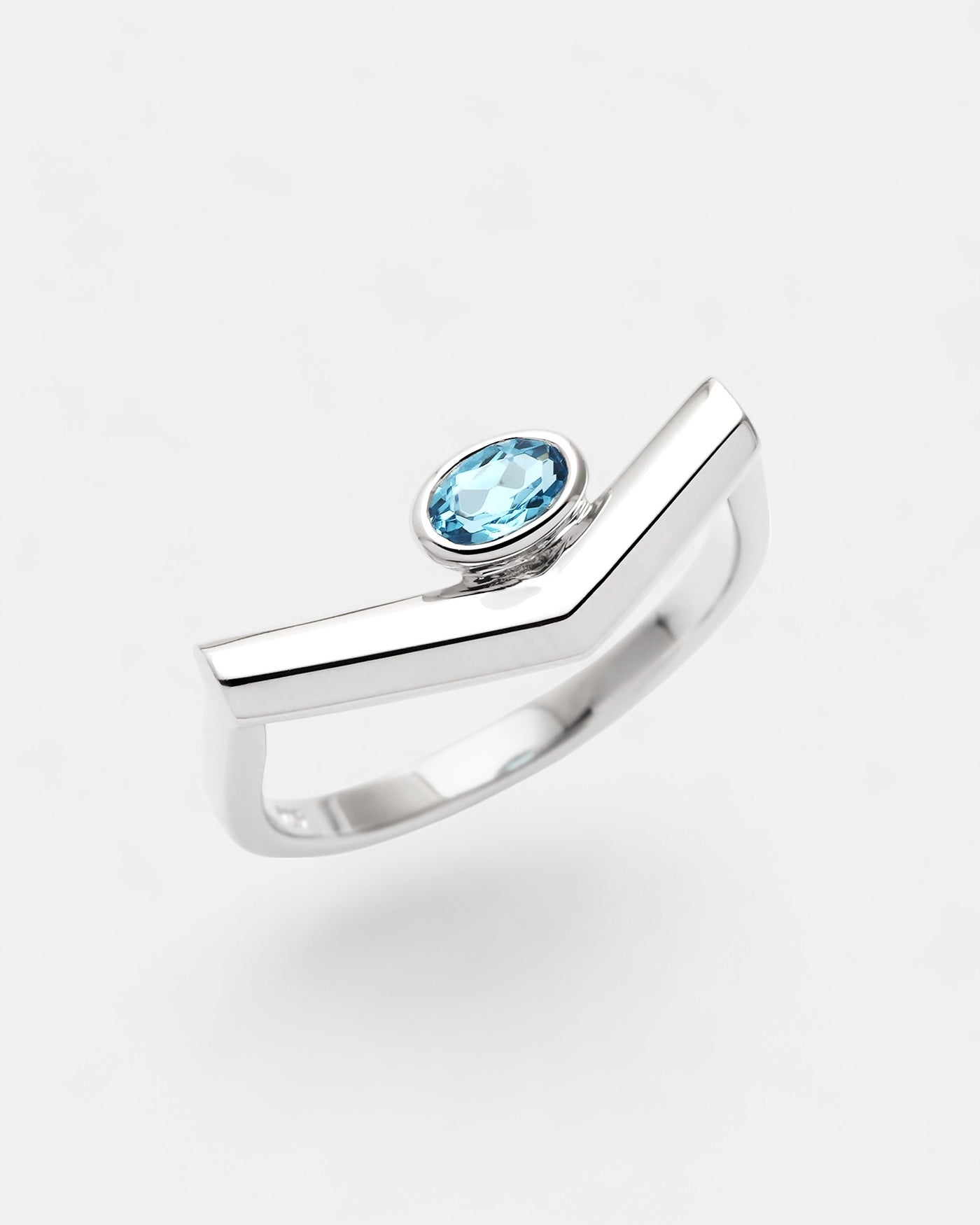 Pioneering Ring Topaz Silver