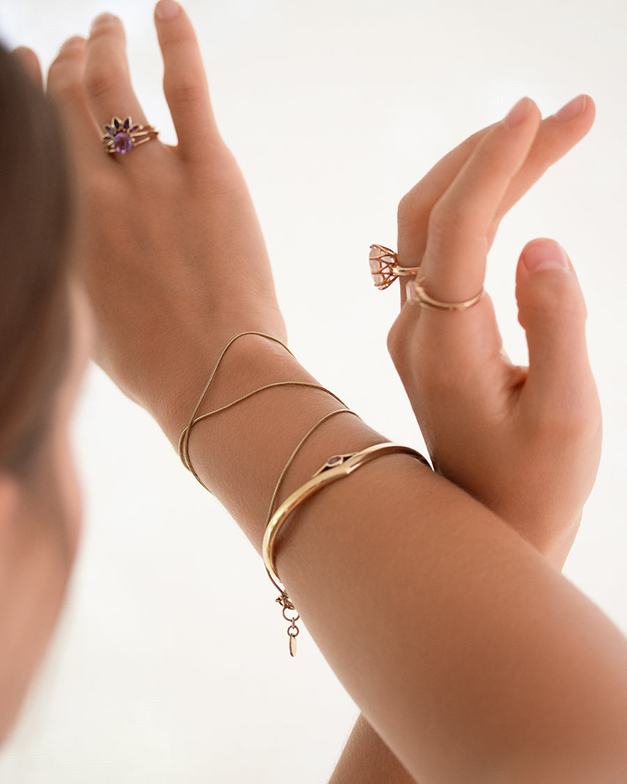 Carolin_Stone_Jewellery_Rose_Quartz_and_Amethyst_Jewellery_Ring_Bracelet_wbesititesizebanner.jpg