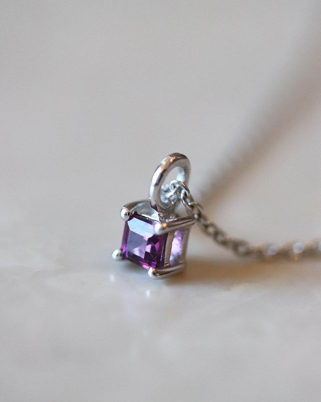 Self-confidence necklace rhodolite silver
