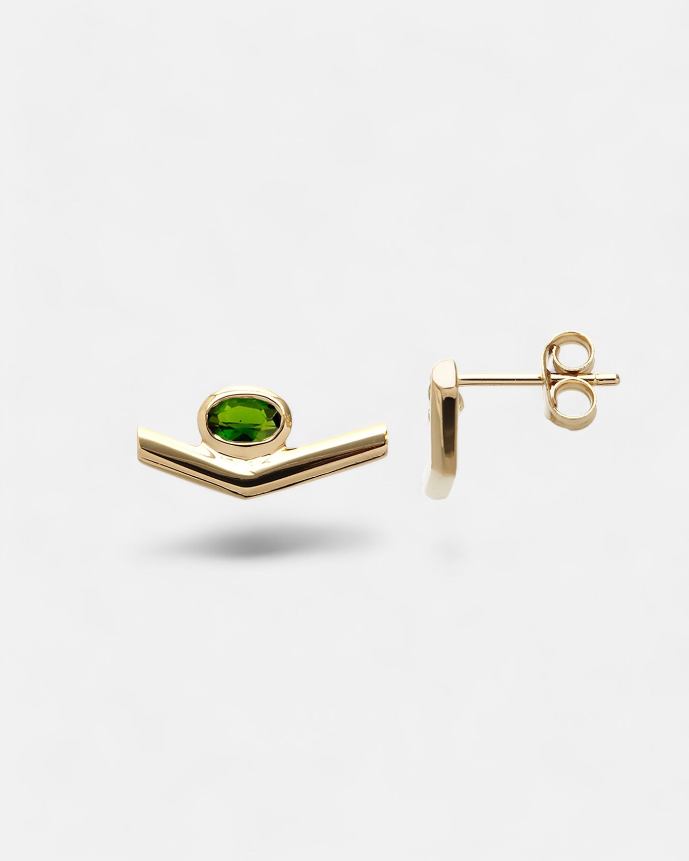 Carolin_Stone_Jewellery_Transforming_Kreativitat_Ohrringe_Gold_main.jpg