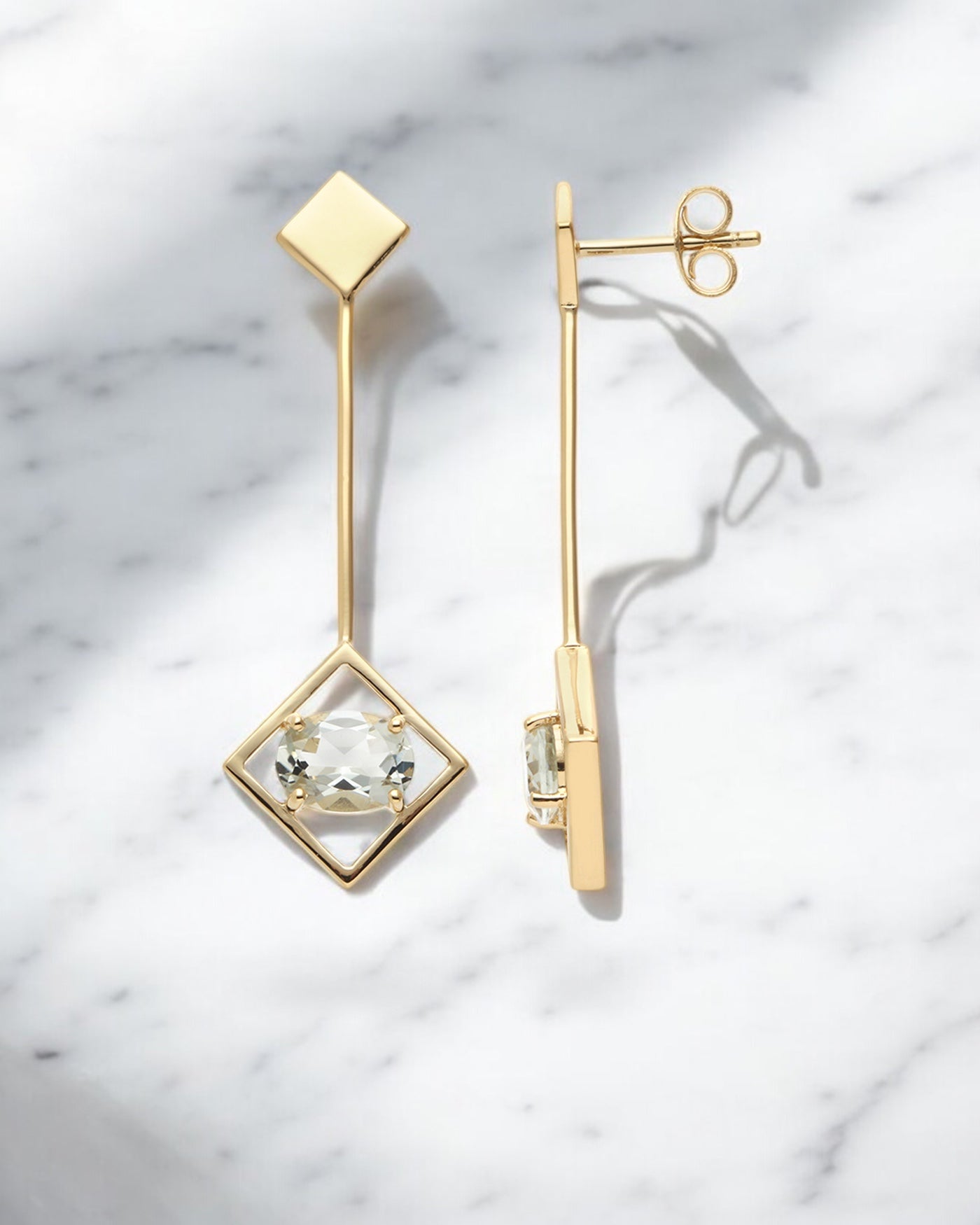 Carollin_Stone_Jewellery_Sparkling_Ohrringe_gruner_Amethyst_Gold_1-Photoroom.jpg