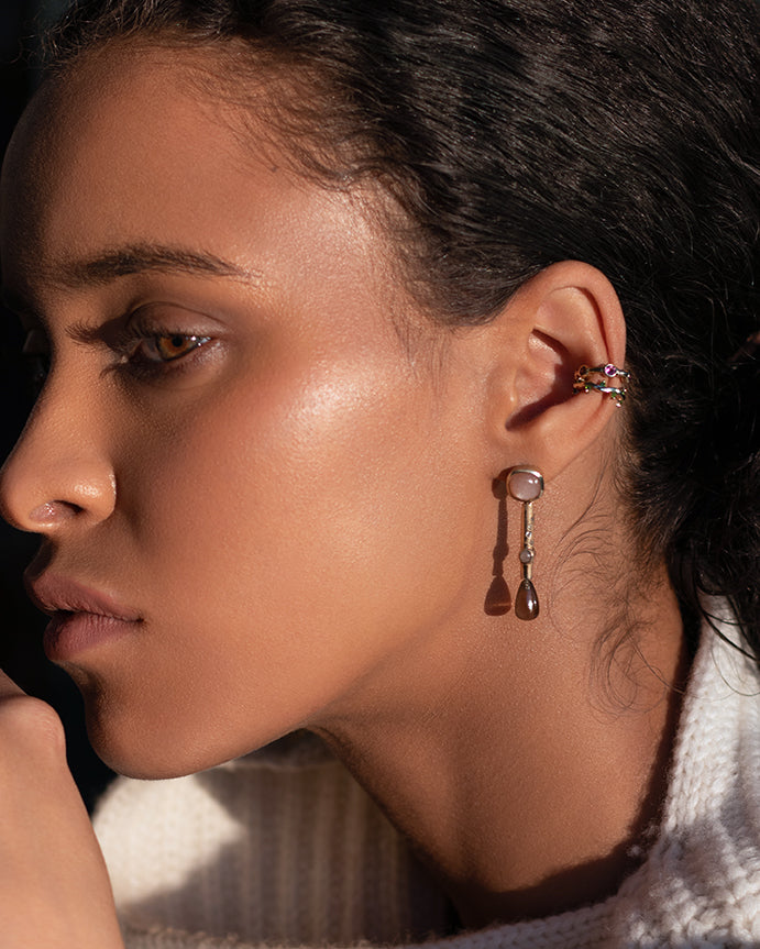 Daydreamer Earrings Moonstone Gold