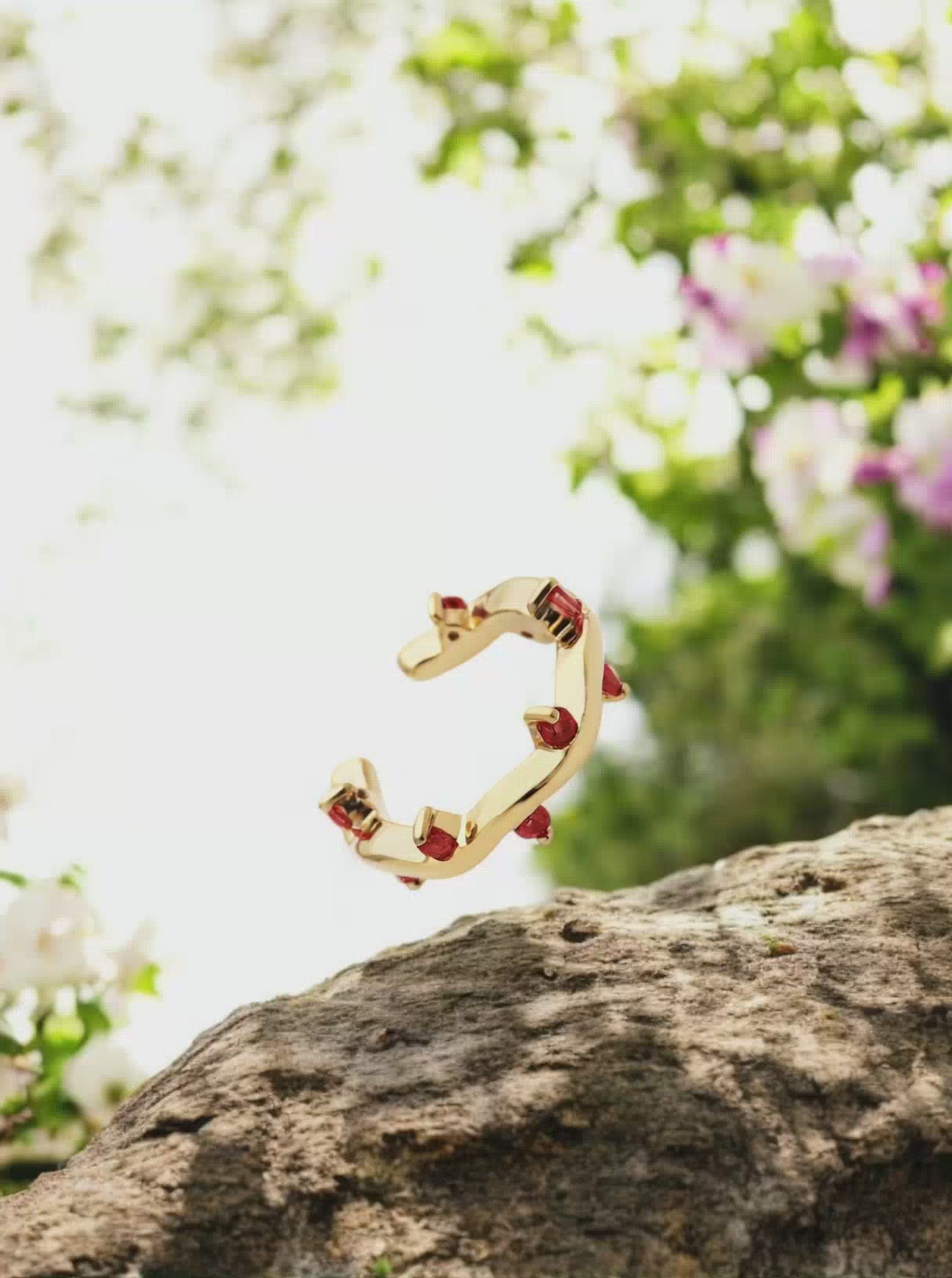 Cit'azone red - Earcuff Red Garnet gold